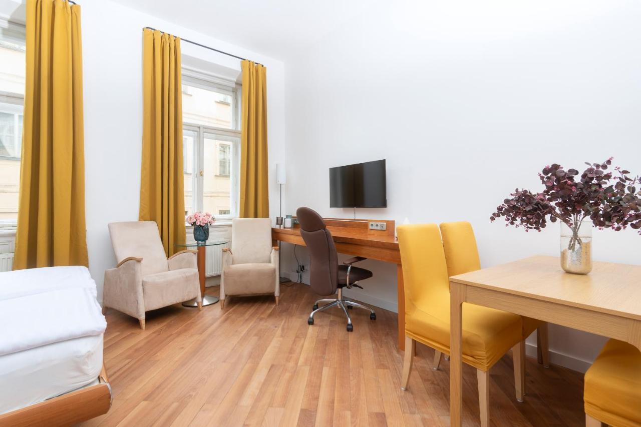 Moonlight Apartments Old Town Prague Exterior photo